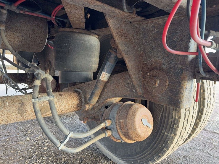 2005-great-dane-48-image-11