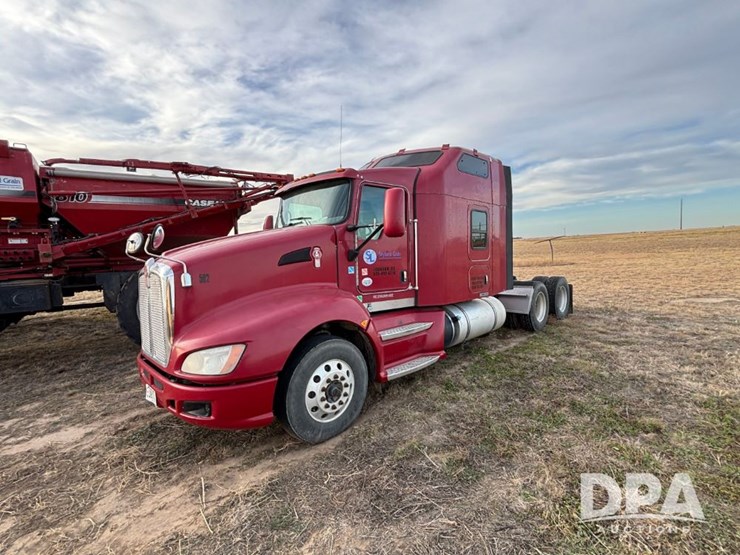 2014-kenworth-t660-image-1