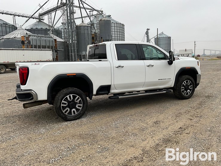 2022-gmc-sierra-2500-image-5