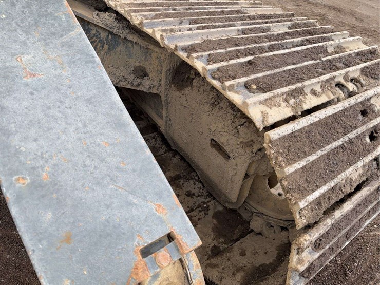 2012-komatsu-pc138-image-32