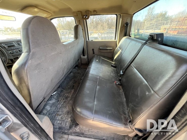 ford-f550-xl-image-39