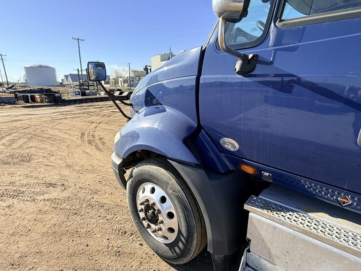 2017-international-prostar-image-9