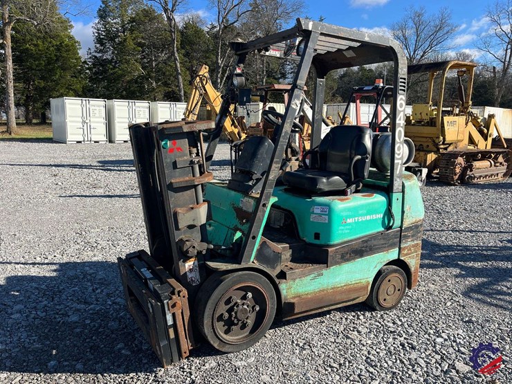 mitsubishi-fgc25k-image-1