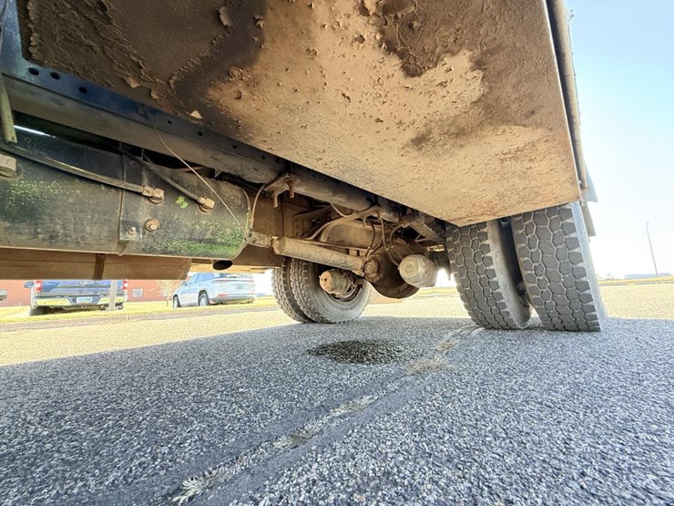 international-4700-image-66