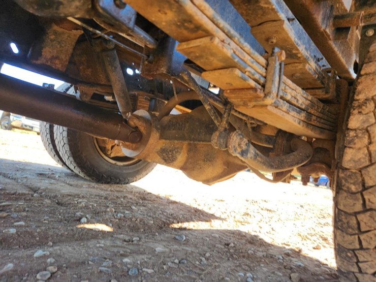 2007-chevrolet-3500-image-32