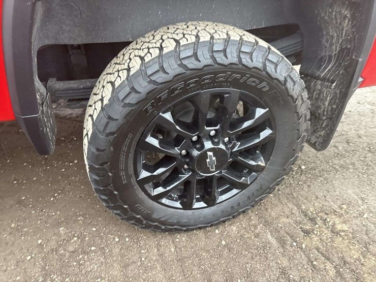 2025-chevrolet-2500-image-9