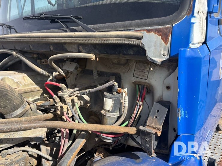 freightliner-fl106-image-51