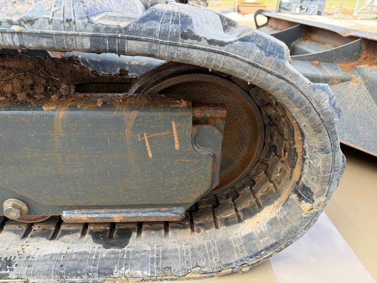 2022-bobcat-e42-image-23