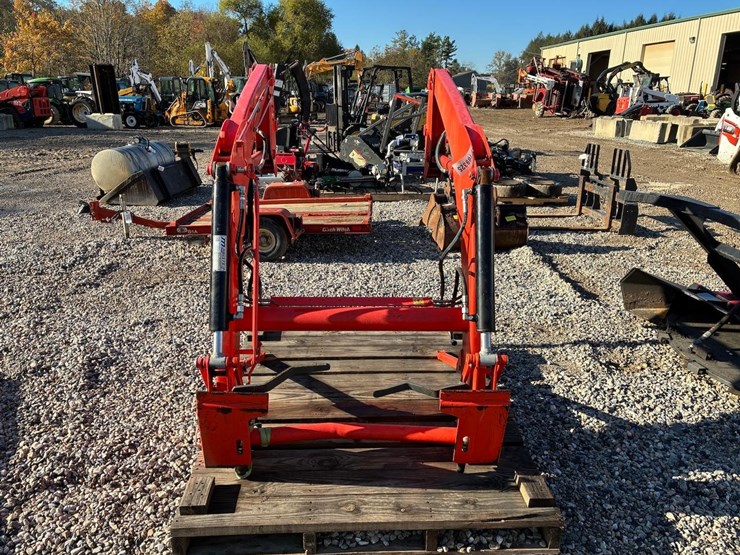 2020-kubota-la805-image-2