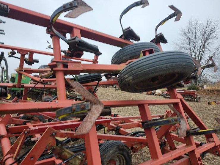 case-ih-4800-image-10