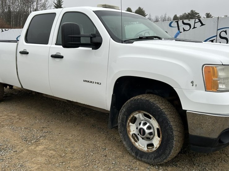 2011-gmc-2500-image-7