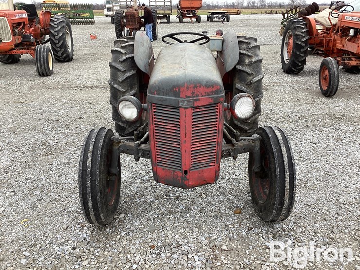 ferguson-t030-2wd-tractor-image-2