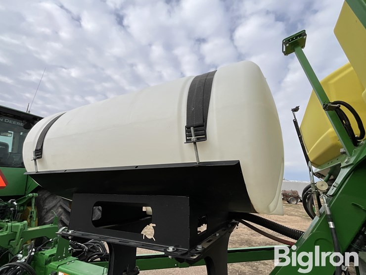 2021-john-deere-1775nt-image-18