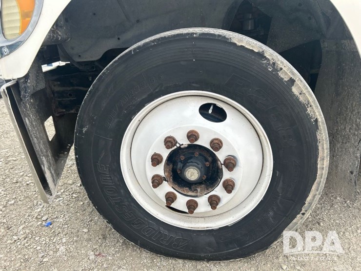 international-9900i-image-15