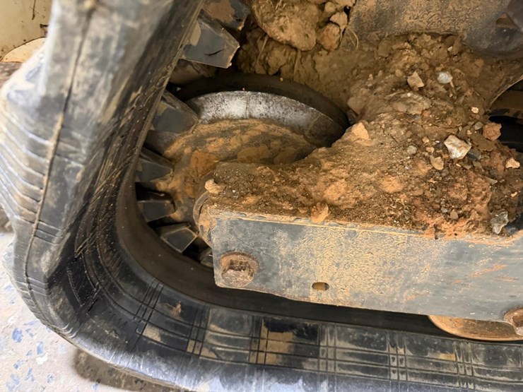 2022-bobcat-t62-image-19