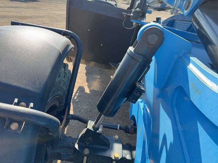 2017-genie-gth844-image-22