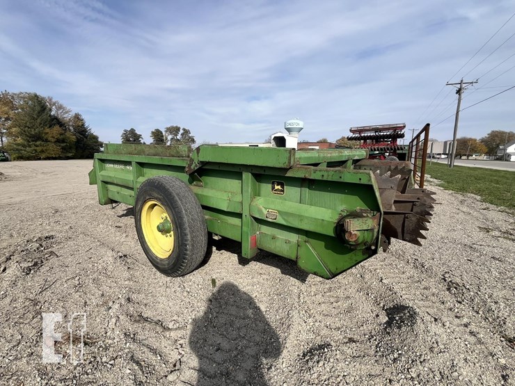 john-deere-450-image-10