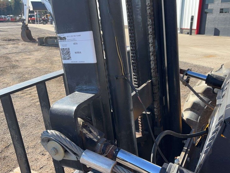 2015-jcb-930-image-23