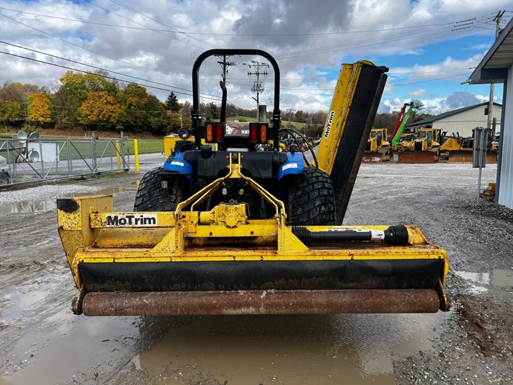 new-holland-tn70a-image-4