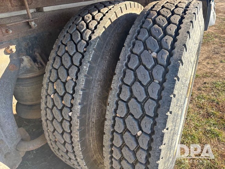 kenworth-t600-image-50