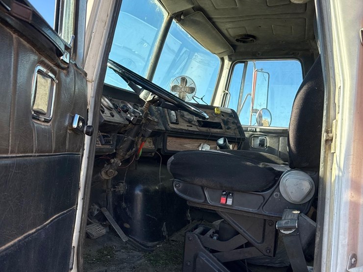 cummins-855-image-15