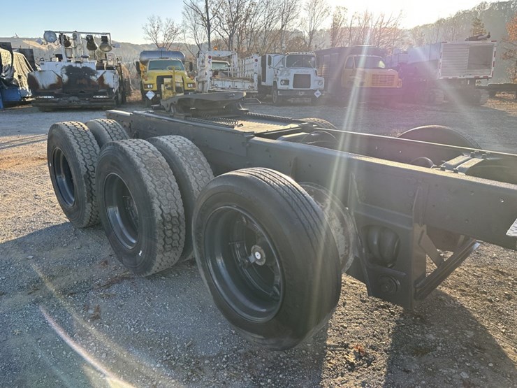 1996-mack-rd688s-image-18