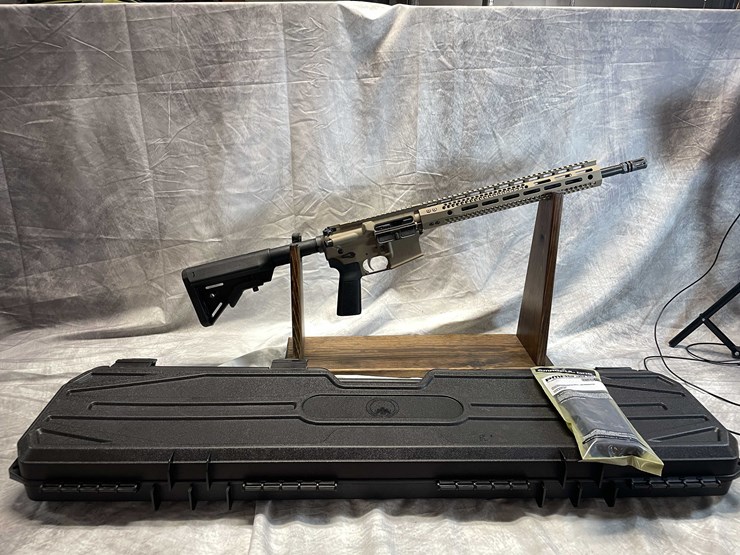 #2374-•-watch-tower-ar-15-15m-5.56/.223-semi-auto-rifle,-sn:-t15mwt30041700-image-1