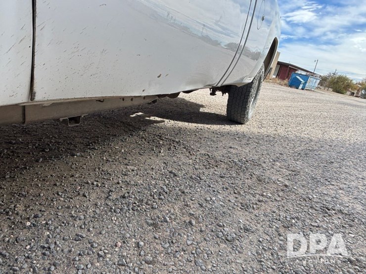 2009-gmc-sierra-2500hd-image-23