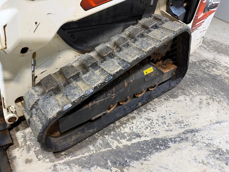 2022-bobcat-t62-image-12