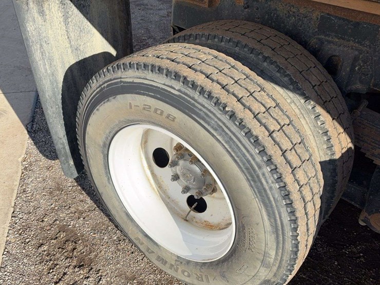 1995-ford-ltl9000-image-8