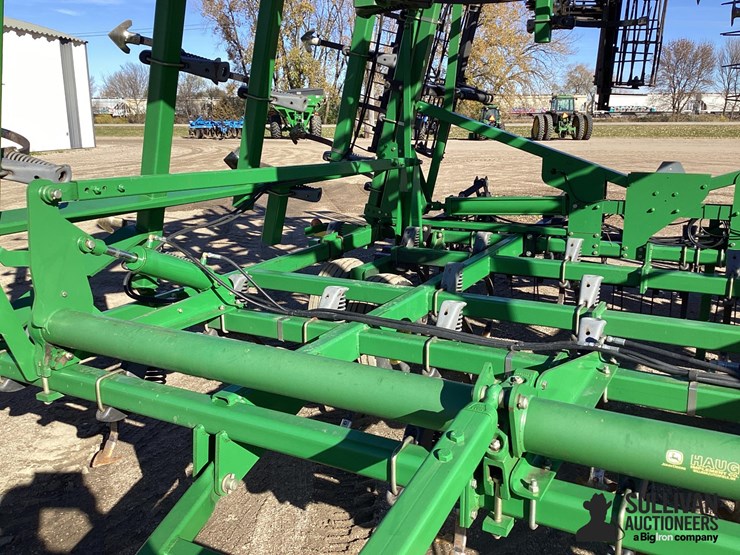 john-deere-2210-image-14