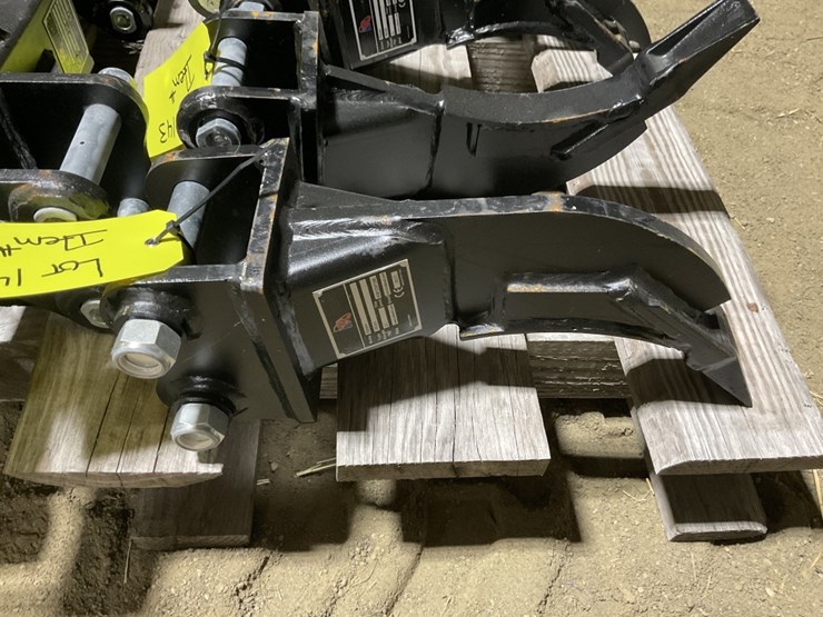 mini-excavator-ripper-image-2