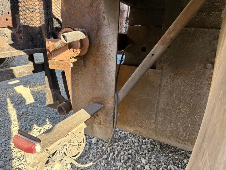 2005-international-durastar-4300-image-48