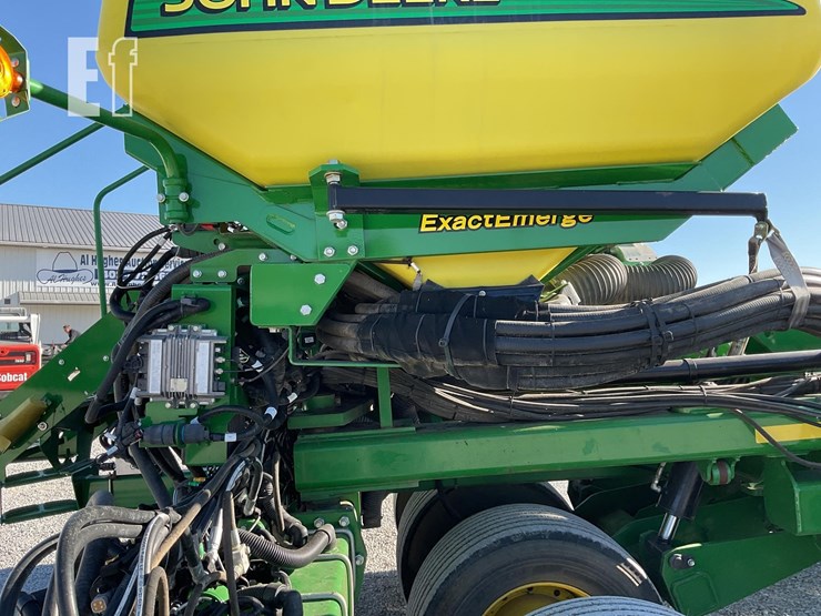 john-deere-db60-image-27