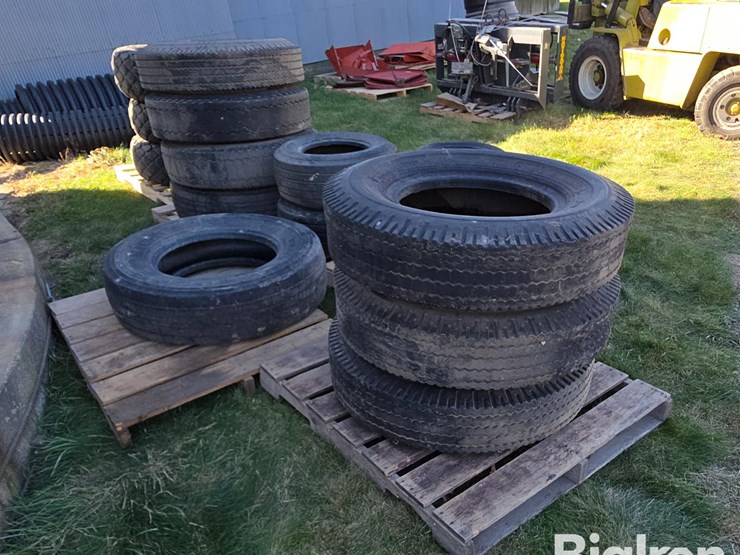 used-implement-&-vehicle-tires-image-5