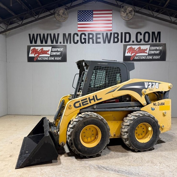 2015 GEHL V270