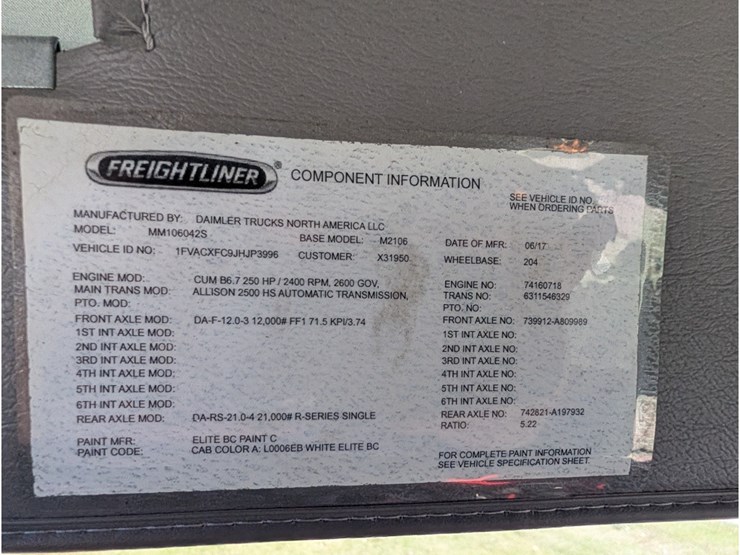 freightliner-m2-106-image-24