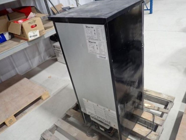 magic-chef-fridge-&-freezer-image-2