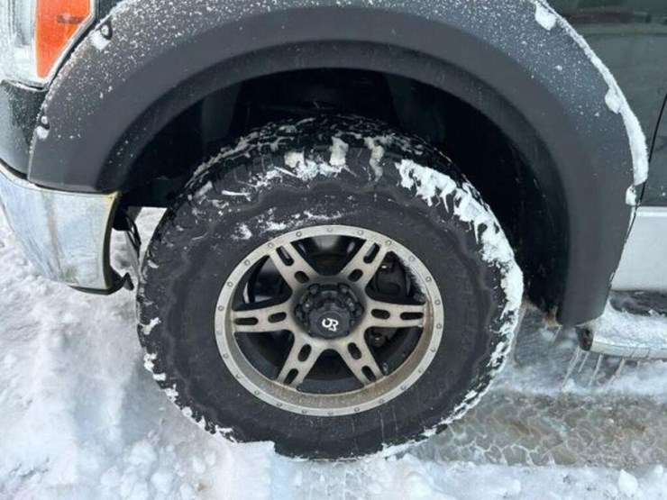 2012-ford-f150-xlt-image-48