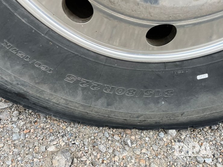 kenworth-t440-image-22