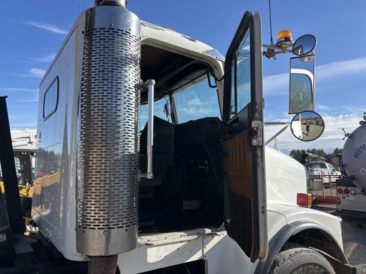 1997-cummins-m11-image-55