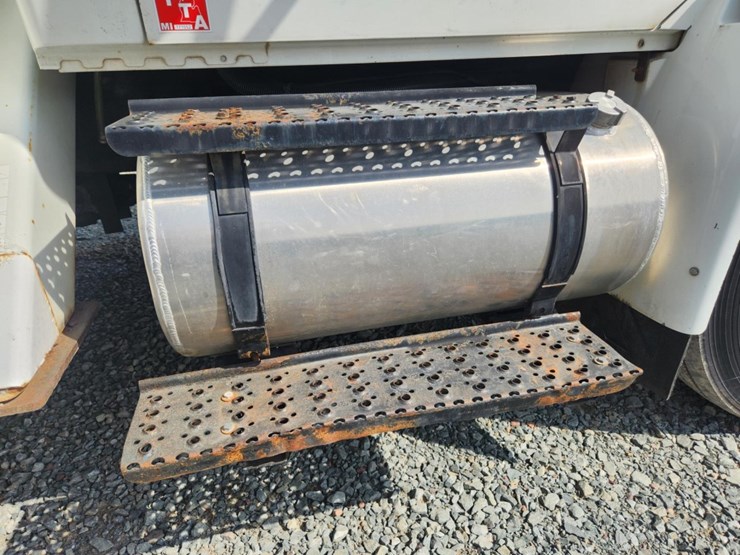 international-4300-sba-image-34