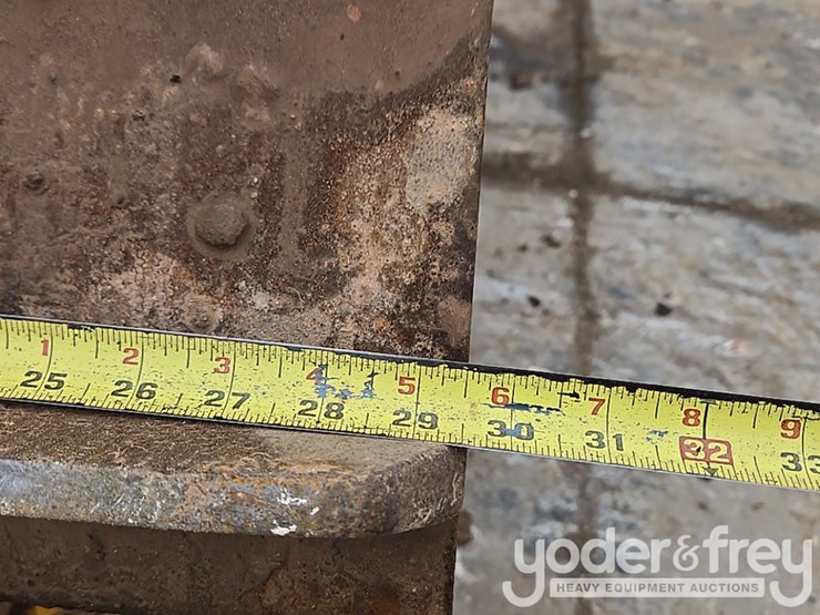 2019-deere-850l-lgp-image-21