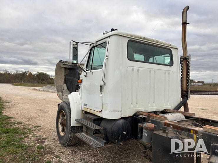 international-4900-image-62