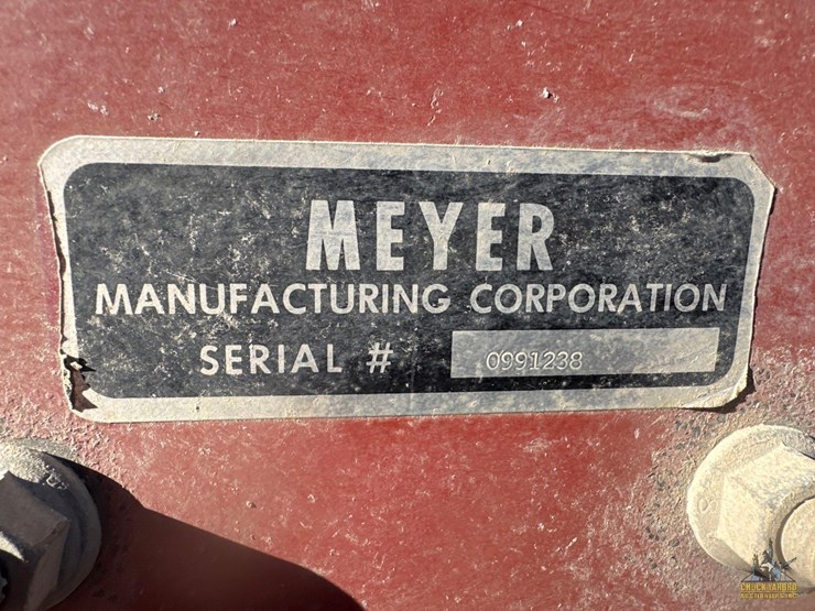 2008-meyers-boss-9136t-silage-trailer-image-10