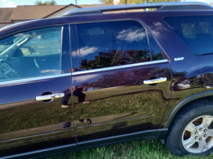 gmc-acadia-slt-image-14