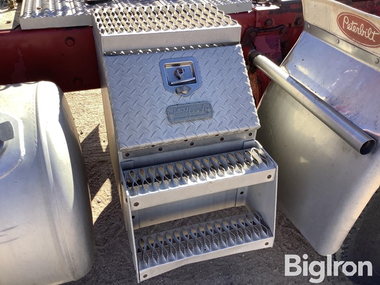 peterbilt-377-image-20
