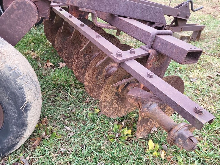 international-11-image-19