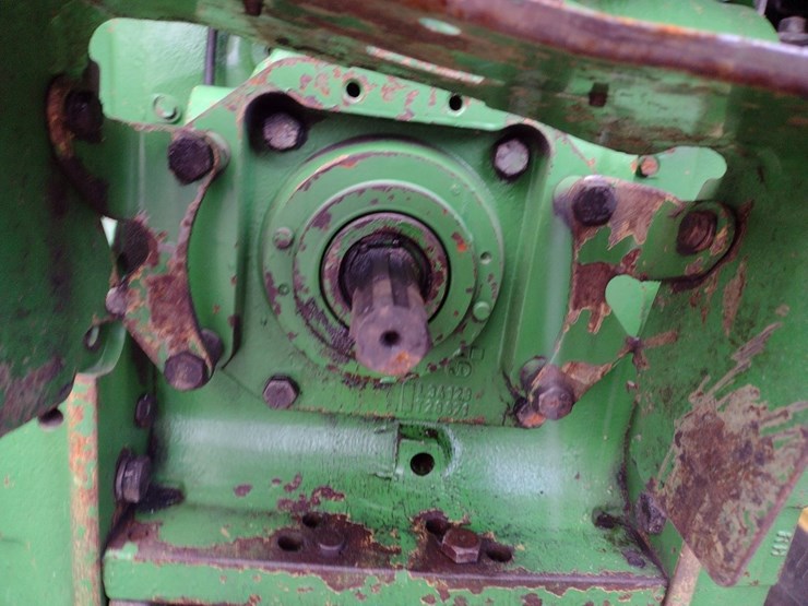 john-deere-2950-image-19