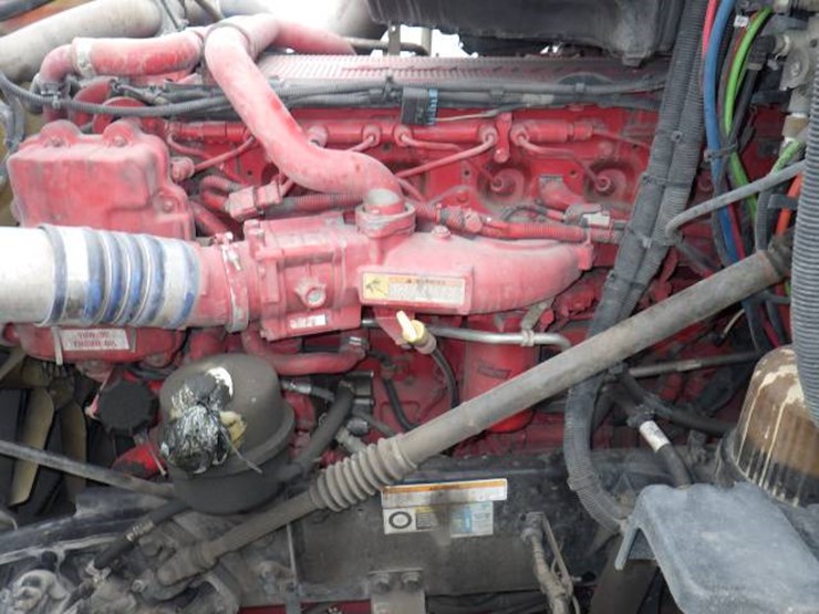 peterbilt-579-image-27